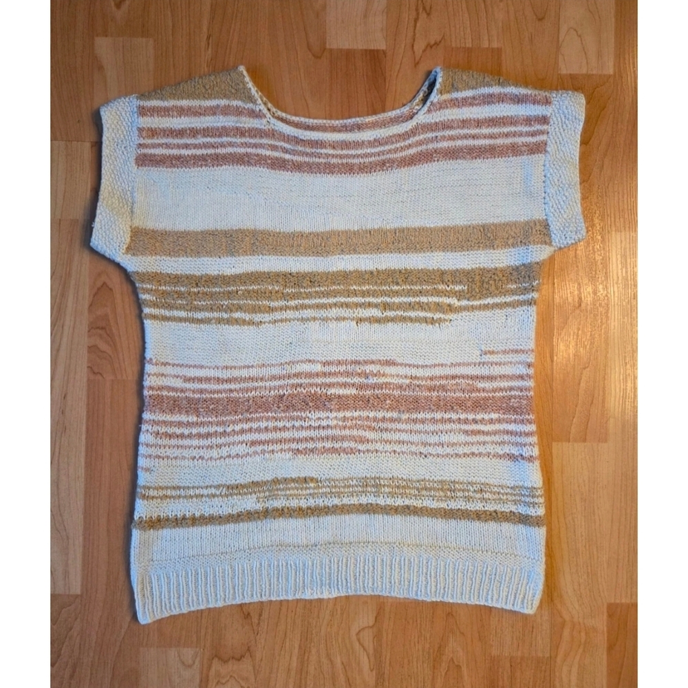 Hand knit textured cap sleeve sweater